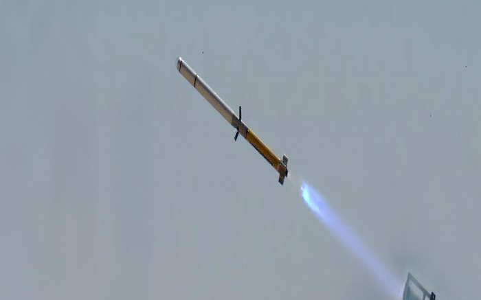 LAHAT ALPHA,         ,    , -  -    ,    .