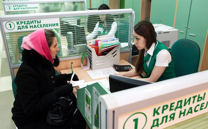 У мужчины украли телефон, оформили на него кредит, а банк трижды доказал в суде, что он сам виноват