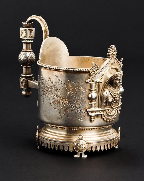 Серебряный подстаканник работы Фаберже, конец 19 - начало 20 века