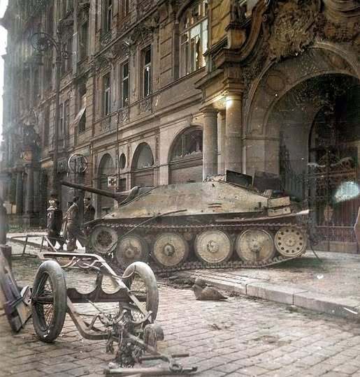    Jagdpanzer 38(t) Hetzer     