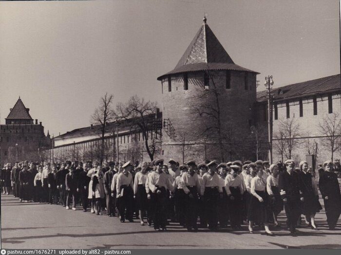 Юные Речники на параде
