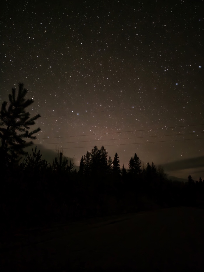 Северная корона на смартфон (+ комета)