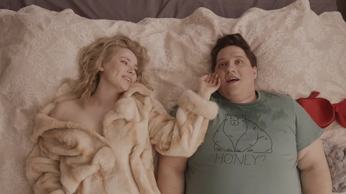 Кадр из сериала «Любовь в нерабочие недели» Кадр из сериала «Любовь в нерабочие недели»