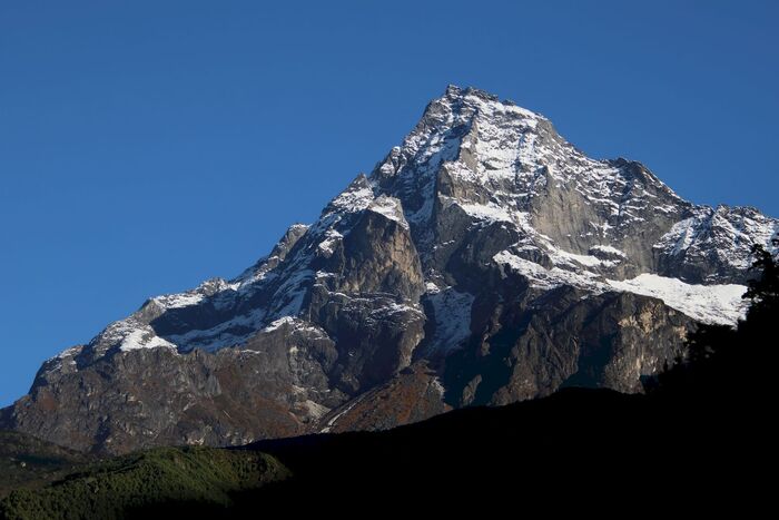 Прогулка в сторону базового лагеря Эверест - день второй