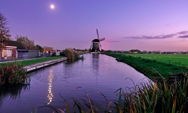 Близ голландского гороода Ляйдсхендам