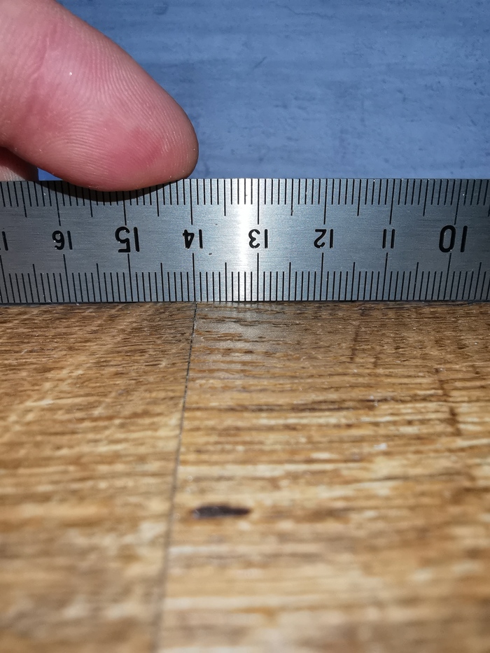 Легкая "волна" в зоне стыка. Время съемки - март.