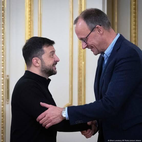 Мерц выражает полную поддержку Зеленскому