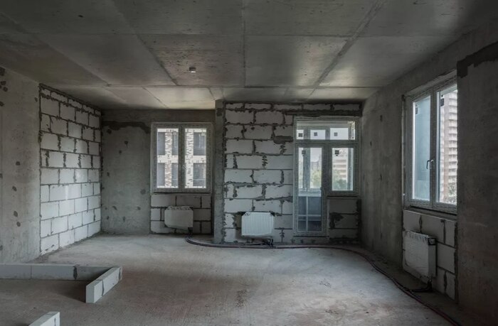 Купили квартиру и тут началось: сколько удалось взыскать с застройщика за недостатки, допущенные при строительстве?