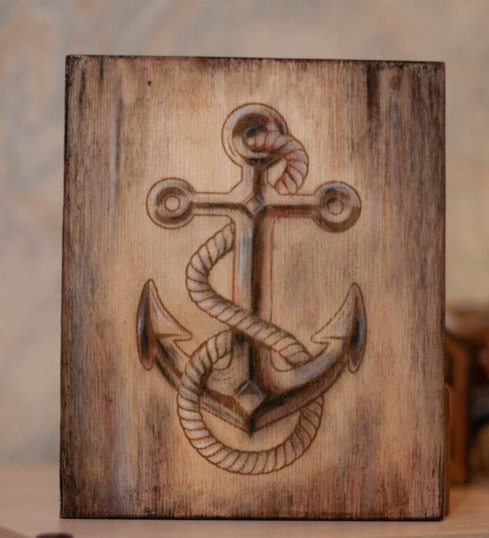 Панно( Основа дерево: фанера). Тонирование пастелью и покрытие художественный лак.