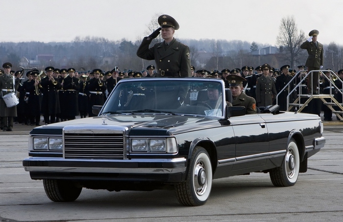 Парадная "Волга"