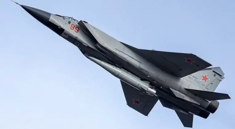 Истребитель-перехватчик МиГ-31: выдающийся, но сложный - Серия Пикабу познавательный, Военная авиация, Хочу все знать, Миг-31, Самолет, Вооружение, Вооруженные силы, Военная техника, Модификации, Кабина пилота, Штурман, Истребитель, Перехватчик, Длиннопост, Особенности, Применение, Технические характеристики, Вкс, ВВС, Авиация
