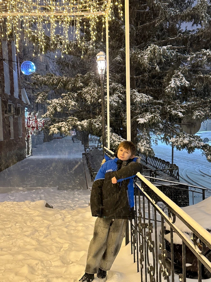 :   <!--noindex--><a href="https://pikabu.ru/story/perestal_vzroslet_v_10_let_udivitelnaya_istoriya_parnya_zapertogo_v_tele_rebenka_13404262?u=http%3A%2F%2Ft.me%2FIandukov&t=t.me%2FIandukov&h=0bf46636e744b0322985a4facb992201c9f18623" title="http://t.me/Iandukov" target="_blank" rel="nofollow noopener">t.me/Iandukov</a><!--/noindex-->