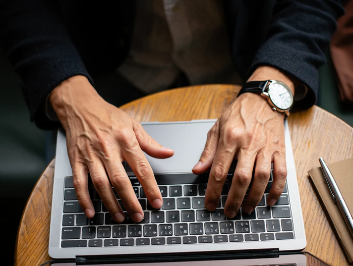 12 вкладов с доходностью до 33% годовых