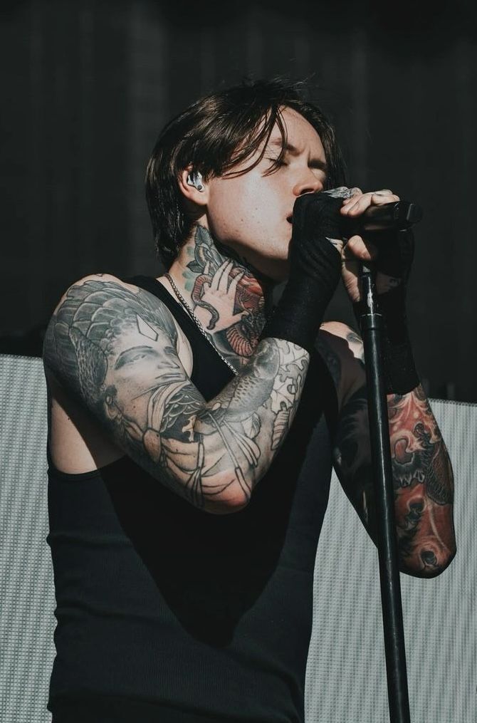 BAD OMENS   brand new single 2025     *Left For Good* MELODIC METALCORE/ALTERNATIVE METAL