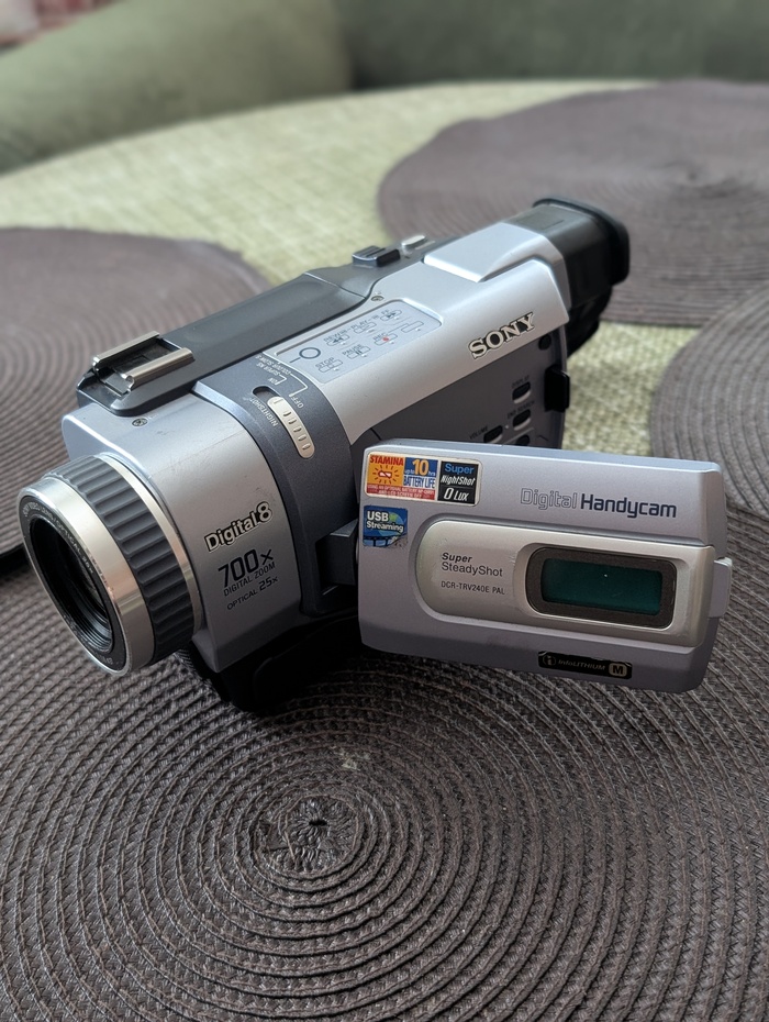   : &#x1F4F9; -   ,   ,     ,        &#x1F4DE;&#x1F642;