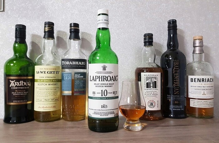 Шесть дымных скотчей в слепой битве с бочковым Лафройгом