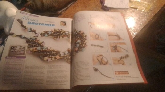 аа вот по советам людей с пикабу сходила в местную библиотеку и взяла журналчик по рукоделию:)