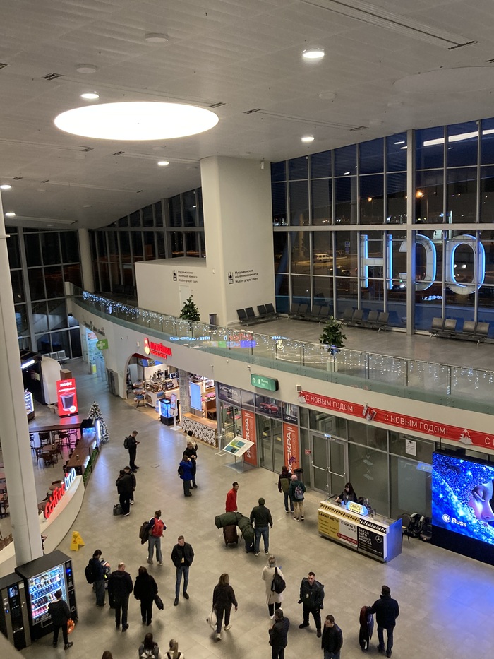 Иерминал Самарского аэропорта построенный в 2015 году на совесть. Новый терминал уфимского аэропорта построенный в 3..9 раз дороже (с учетом инфляции) в 2020-ых это сарай или лофт-бомж дизайн