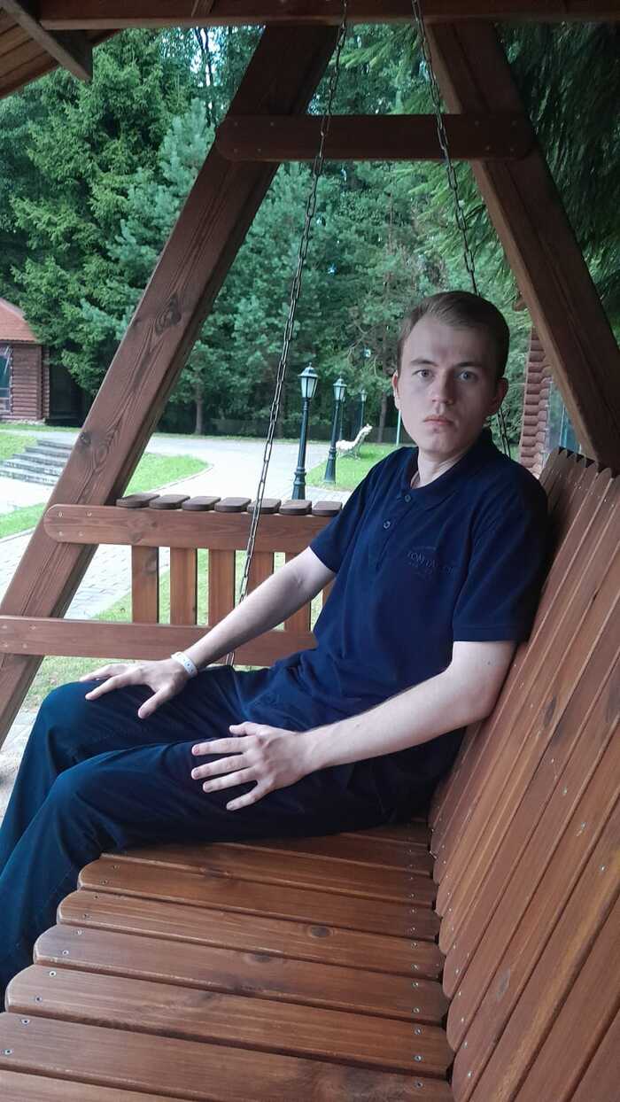 Александр, 23 года, Москва. Хотел бы познакомиться с девушкой