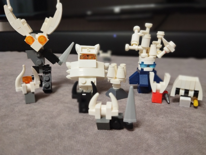 Hollow Knight Персонажи (ну и Лейс) в миниатюре