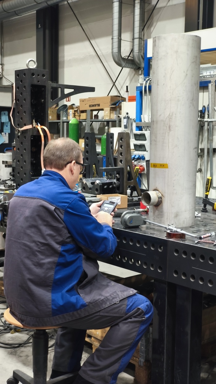 Феликс залип в калькулятор