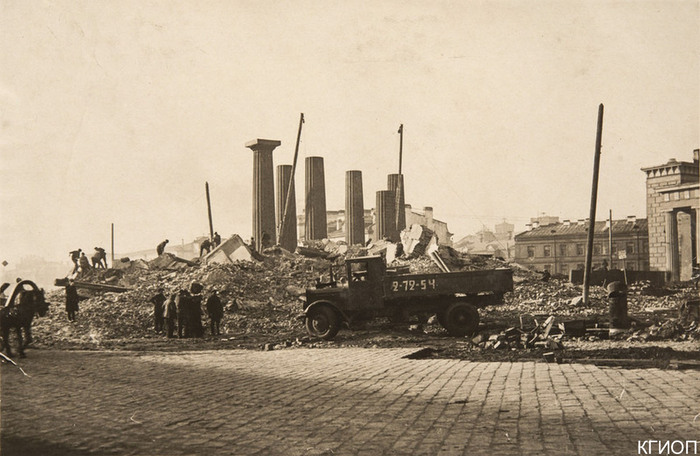 Демонтаж Московских ворот, 1936 год