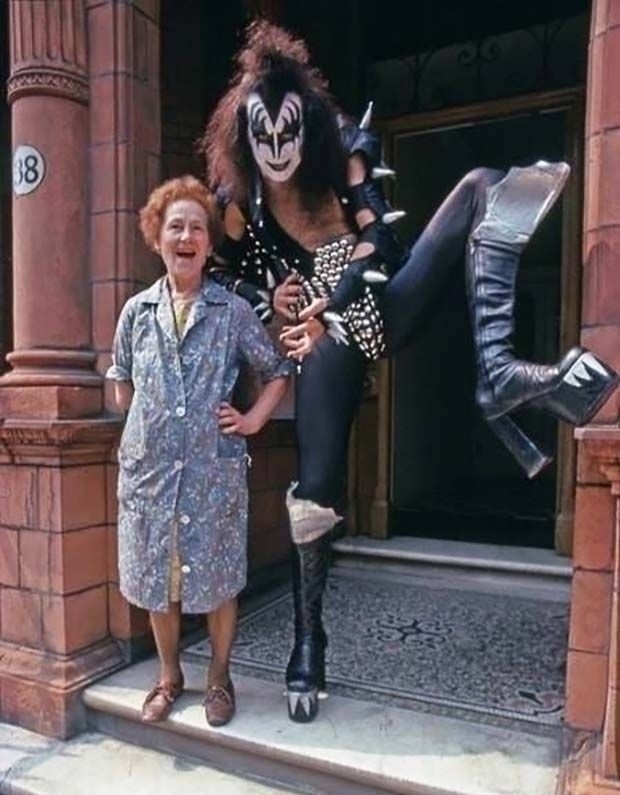 Джин Симмонс, один из основателей группы Kiss