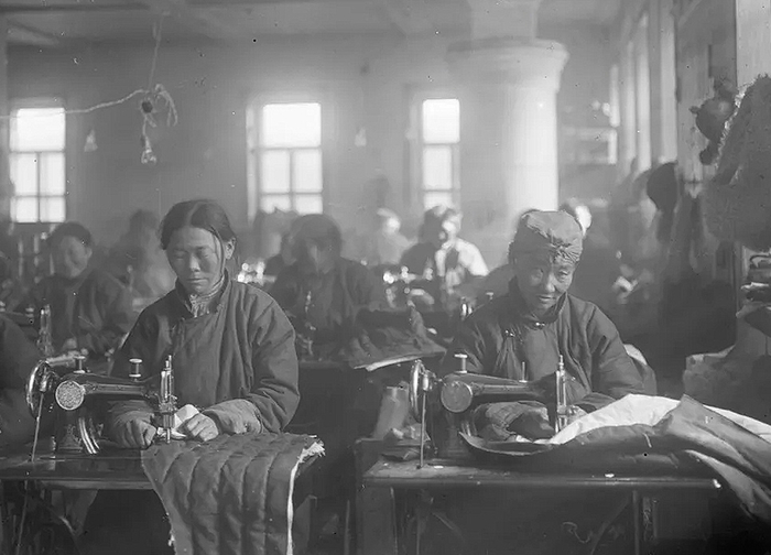 Пошив ватников для воинов Красной армии. Фотографии 1941–1943 годов