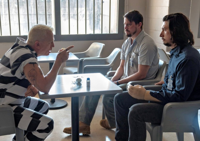 "Вы Логаны и правда такие одноклеточные, как про вас говорят!" "- А что, так говорят? Кто?"