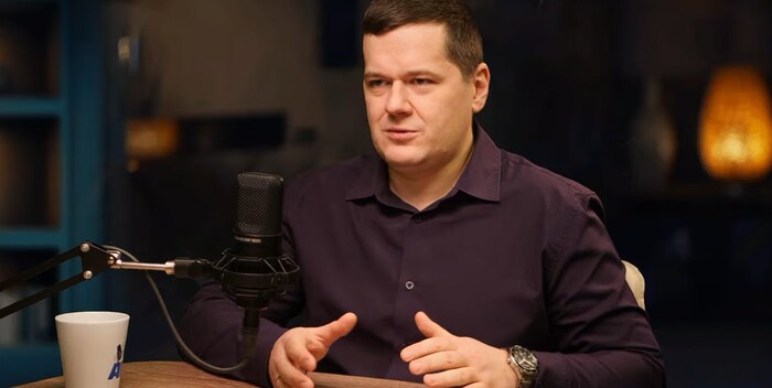 Преподаватель философии о смысле жизни, Сизифе и адвентизме