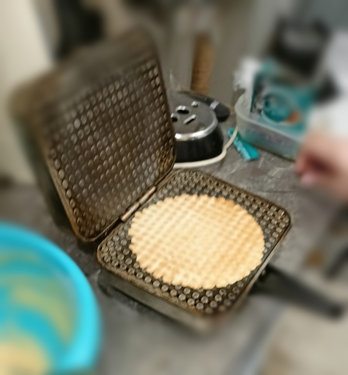 Достали с антресолей...