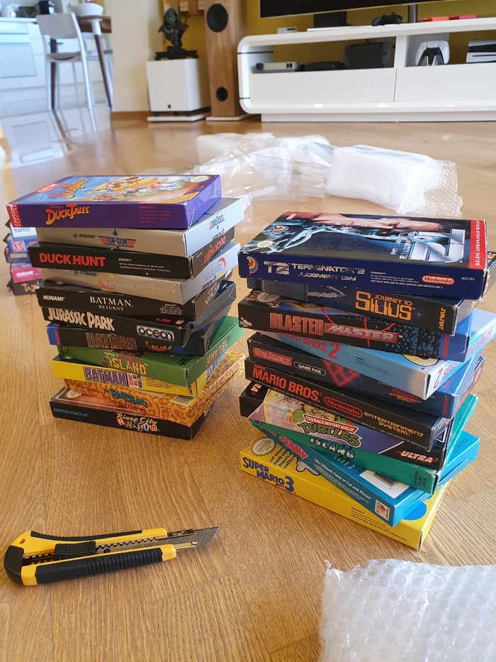 Коллекция картриджей NES