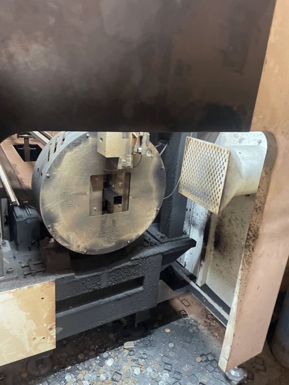 В России их почти нет и не производят. Один из самых бюджетных из Китая обошелся нам в 4,5 миллиона.