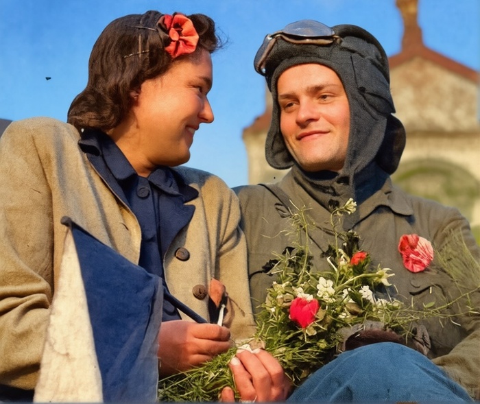 Восстановление старых фотографий с помощью нейросетей: как вернуть яркость семейным снимкам