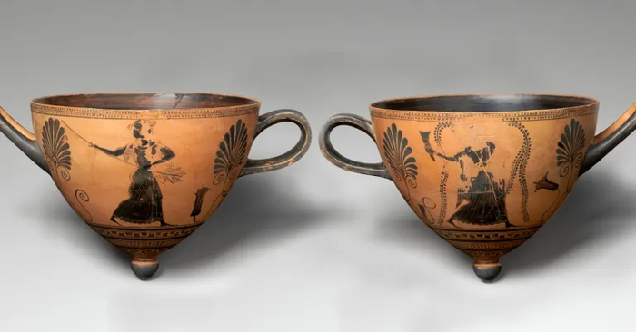 Аттический мастос, ок. 520 г. до н. э., гончар Псиакс