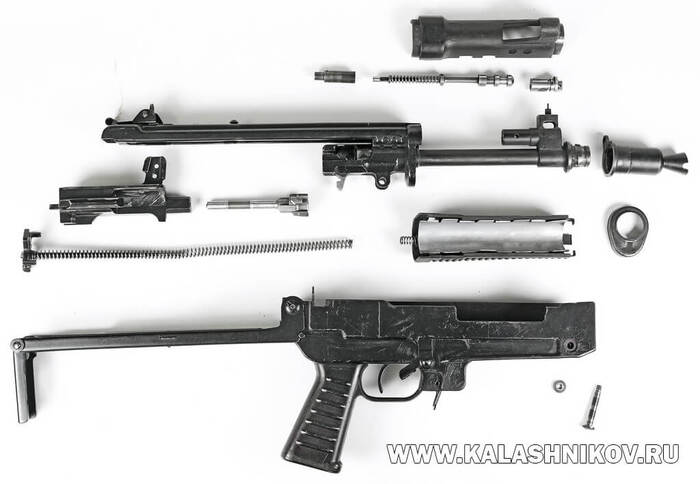 5,45-мм опытный малогабаритный автомат Драгунова (МА) в разобранном виде. УСМ не извлечён. Фото Михаила Дегтярёва