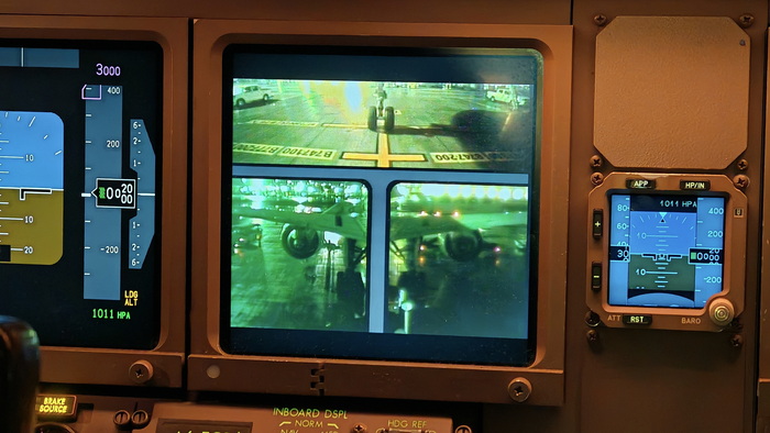 Изображение с камер Боинг-777