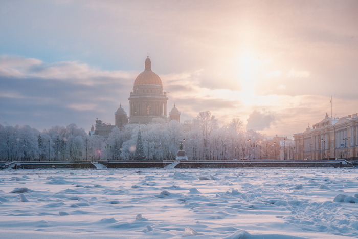 Снежный полдень