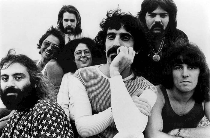 Frank Zappa and The Mothers of Invention, август 1971.
