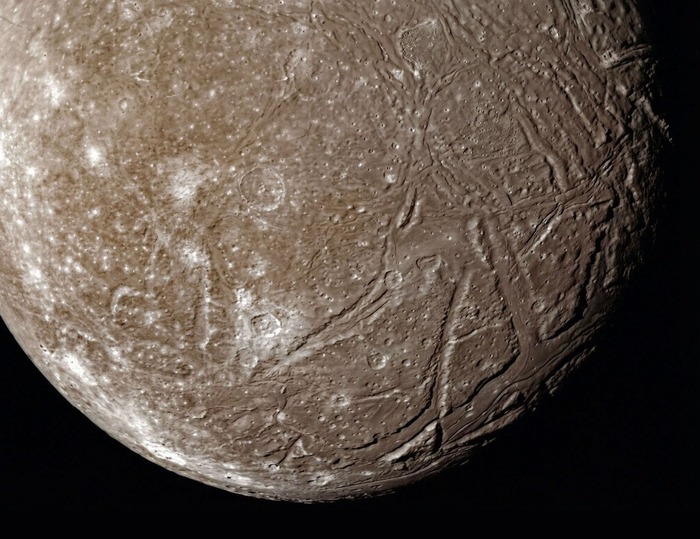 Восстановленное изображение Ариэля / © NASA/JPL/TheSpaceway