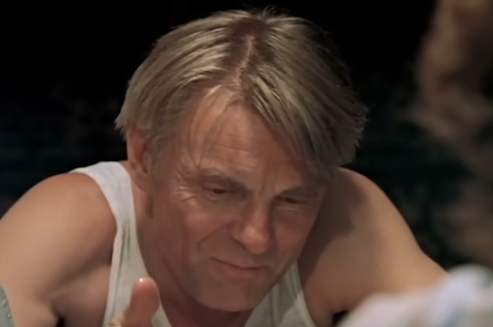 Когда меня матерят за Маленькую Веру, я соглашаюсь - такое кино нам не нужно, хотя и работали во время съёмок мы честно и от души (с) Ю. Назаров