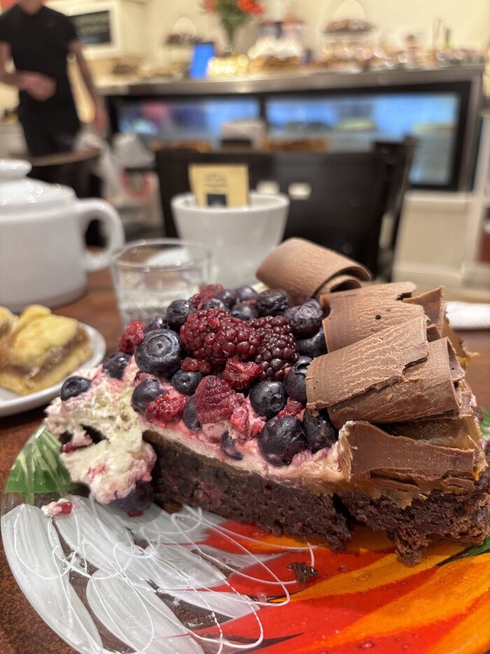 ����� ������� ������ � ������� ���������. ������ ����� ������� ����-���, ����� ������� � �����. ����� ����� ���� �� ������ � ����� ���� ������-������