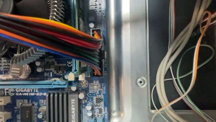 24-pin ������ (�������� ������� �����)