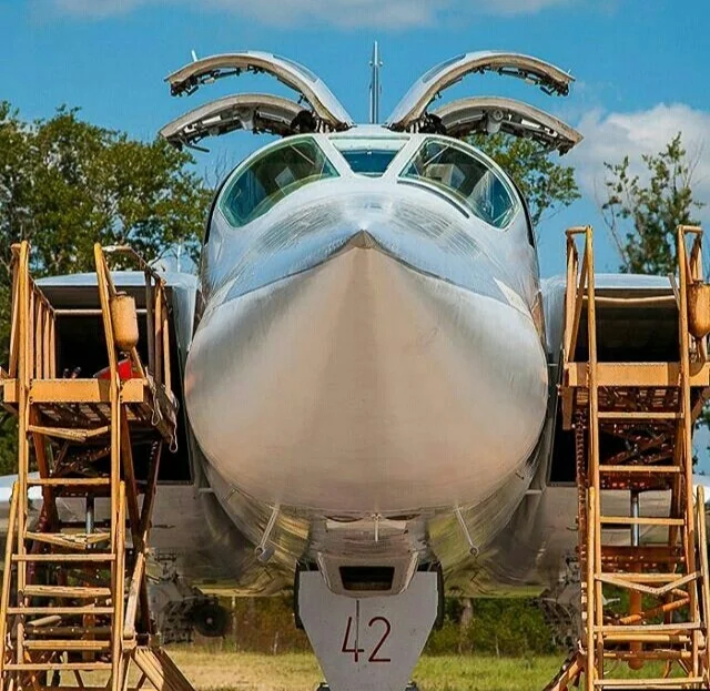 Элегантный и грозный Ту-22М3 в фотографиях⁠⁠