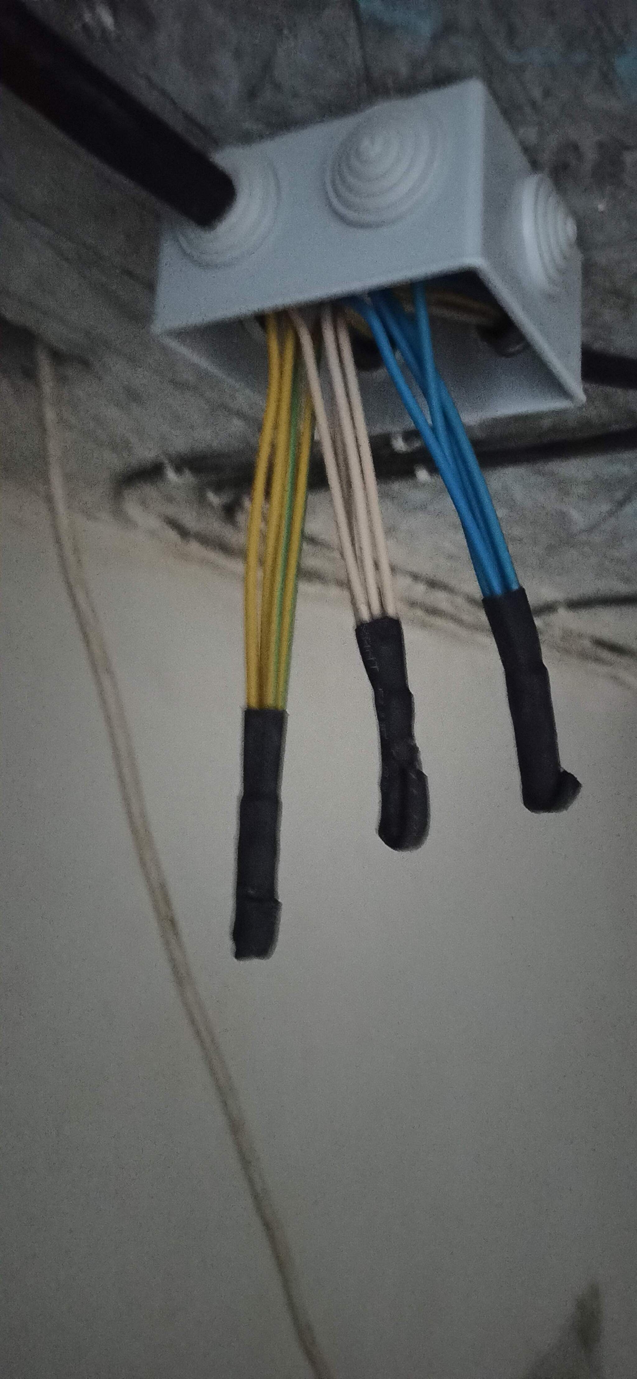 Laying cables and crimping in distribution boxes - My, Electrician, Repair, Tools, Building, Rukozhop, Electrical installation, Mat, Longpost