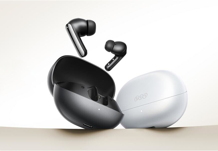 �������� �����������: QCY