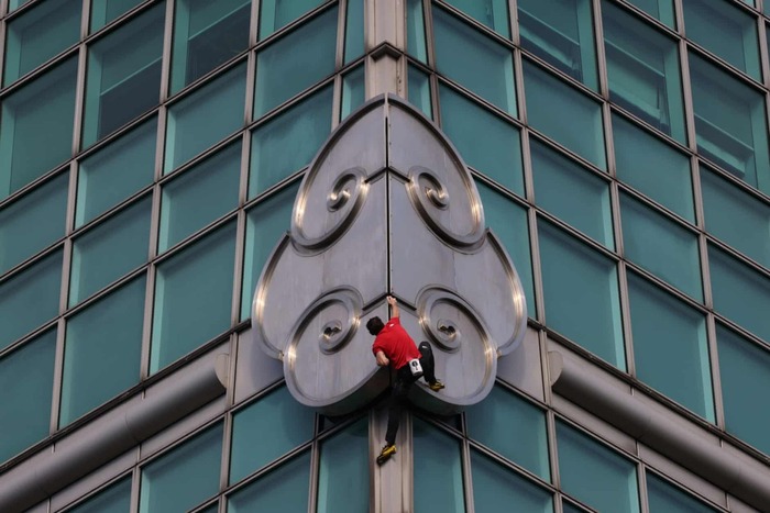 ������, �������. �������� ����� �������� ������� ��������� "Taipei 101", ���� �� ����� ������� ����������� ����. ����������: ���� �. �����.