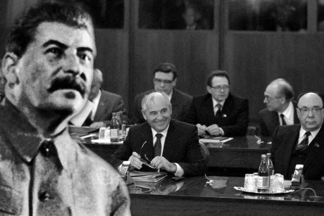 A government of traitors. Stalin was never found to deal with them. - My, Politics, Stalin