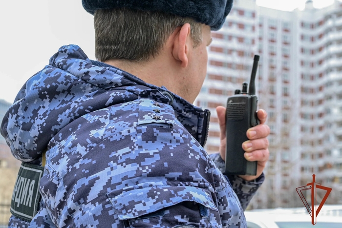 Патрулем вневедомственной охраны Росгвардии задержаны посетители банного комплекса, находившиеся в розыске