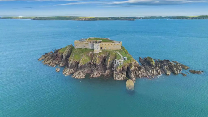 ������ � ������ 19 ���� � ������, ������� ���������� � �����